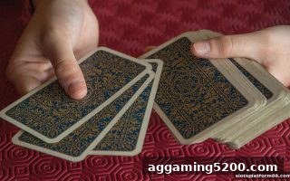 从起手牌强度到赢牌策略：Slots平台高手必备的牌局分析技巧