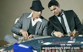 探索Slots平台：足球直播与牌九游戏的策略与礼金指南